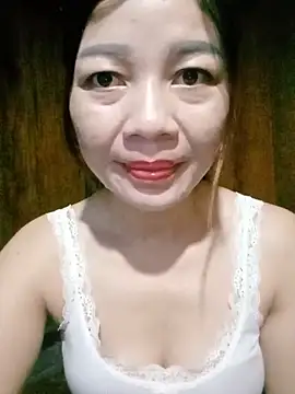 Yiyi102300 online show from 06/02/26, 11:49