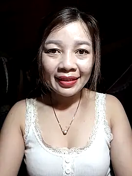 Yiyi102300 online show from 04/10/26, 12:56