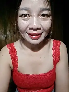 Yiyi102300 online show from 05/13/26, 01:40