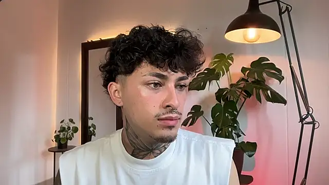 stevennavarro online show from 04/13/26, 03:05