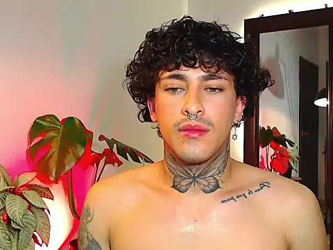 stevennavarro online show from 03/14/26, 01:33