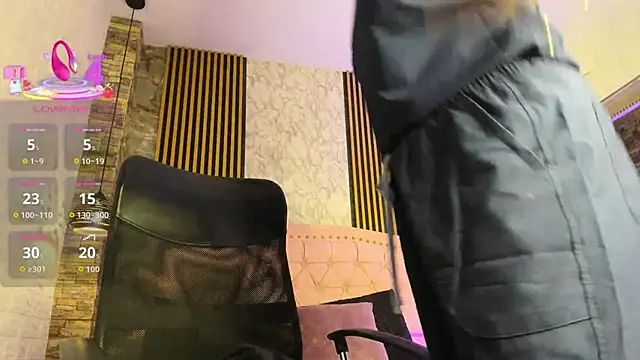 AishaCambell  online show from 03/20/26, 09:54