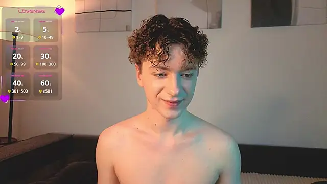 Snapshot of Angel_Crave chatting on 04/04/26, 08:15 Angel Crave online show from 04/04/26, 08:15