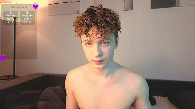 Snapshot of Angel_Crave chatting on 04/03/26, 08:04 Angel Crave online show from 04/03/26, 08:04