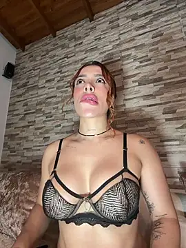 CiaraMorettii online show from 05/13/26, 02:51