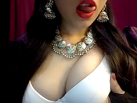 nadia doll69 online show from 06/06/26, 06:57