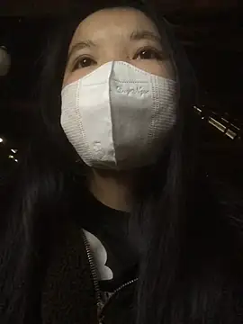 Snapshot of Jade_baby2k chatting on 03/18/26, 01:31 Jade baby2k online show from 03/18/26, 01:31