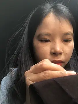 Snapshot of Jade_baby2k chatting on 04/14/26, 02:16 Jade baby2k online show from 04/14/26, 02:16