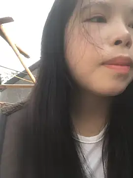 Snapshot of Jade_baby2k chatting on 03/25/26, 02:12 Jade baby2k online show from 03/25/26, 02:12