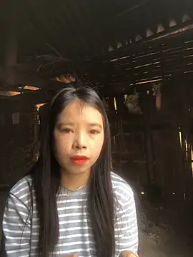 Snapshot of Jade_baby2k chatting on 04/04/26, 02:18 Jade baby2k online show from 04/04/26, 02:18