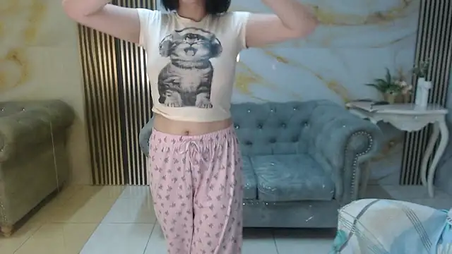 Snapshot of bonnie_1s chatting on 03/23/26, 12:49 bonnie 1s online show from 03/23/26, 12:49