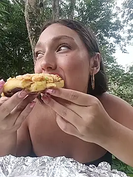 Naughty-Samanta- online show from 04/08/26, 03:02