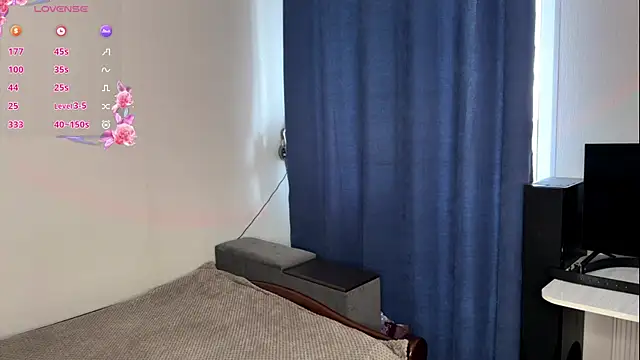 SweetiLun online show from 04/13/26, 11:58