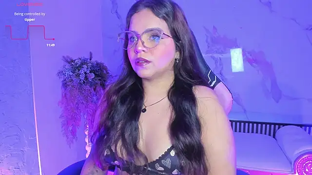 naughty stefa online show from 05/18/26, 01:39
