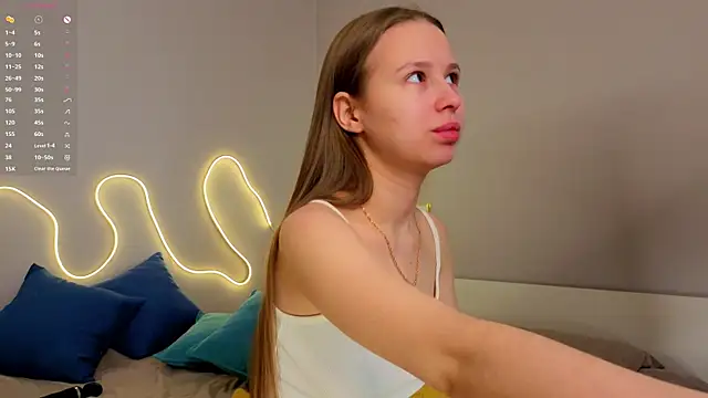 Snapshot of Emma_dream_ chatting on 04/07/26, 02:02 Emma dream online show from 04/07/26, 02:02