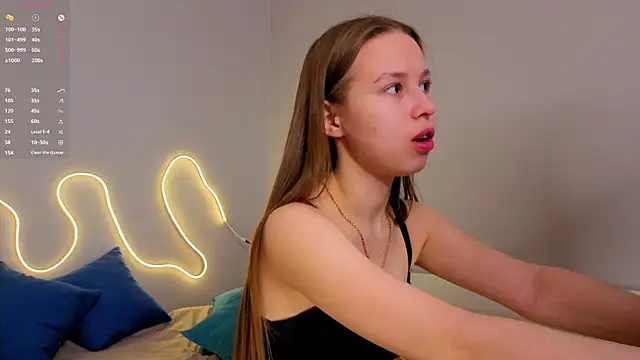 Snapshot of Emma_dream_ chatting on 04/04/26, 05:03 Emma dream online show from 04/04/26, 05:03