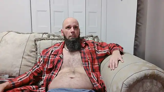 Snapshot of willywet chatting on 04/14/26, 01:54 willywet online show from 04/14/26, 01:54