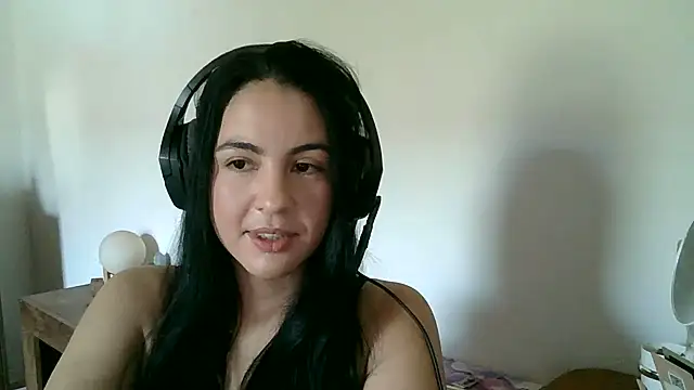 Snapshot of AnabeleNogueira chatting on 06/10/26, 02:18 AnabeleNogueira online show from 06/10/26, 02:18