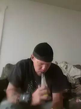 yourMasterisBored online show from 05/02/26, 05:01