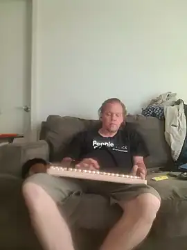 yourMasterisBored online show from 05/18/26, 02:11
