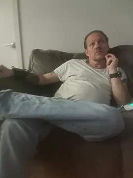 yourMasterisBored online show from 03/26/26, 01:20