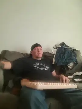 yourMasterisBored online show from 05/25/26, 01:54