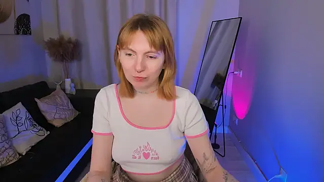 susie miu online show from 04/01/26, 06:04