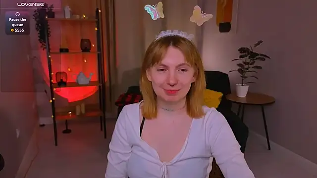 susie miu online show from 04/19/26, 09:28