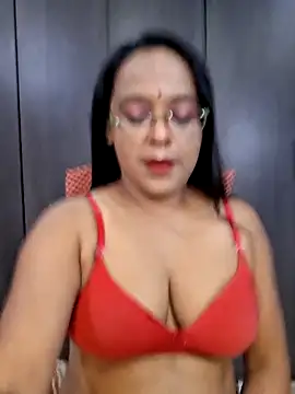 Snapshot of hornyrosy321 chatting on 06/02/26, 05:35 hornyrosy321 online show from 06/02/26, 05:35