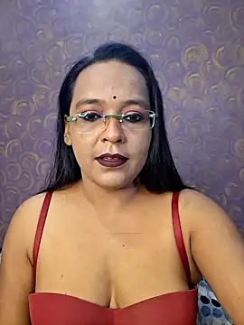 Snapshot of hornyrosy321 chatting on 06/01/26, 05:45 hornyrosy321 online show from 06/01/26, 05:45