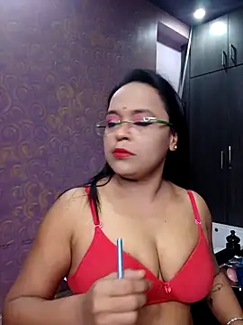 hornyrosy321 online show from 05/06/26, 06:01