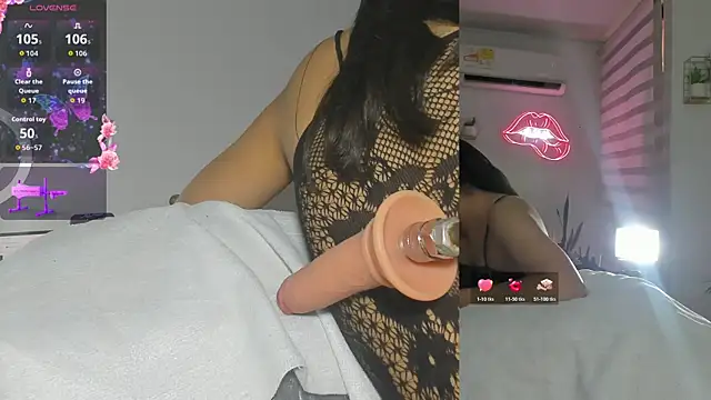 Snapshot of Bella_Donne_ chatting on 06/10/26, 05:03 Bella Donne online show from 06/10/26, 05:03