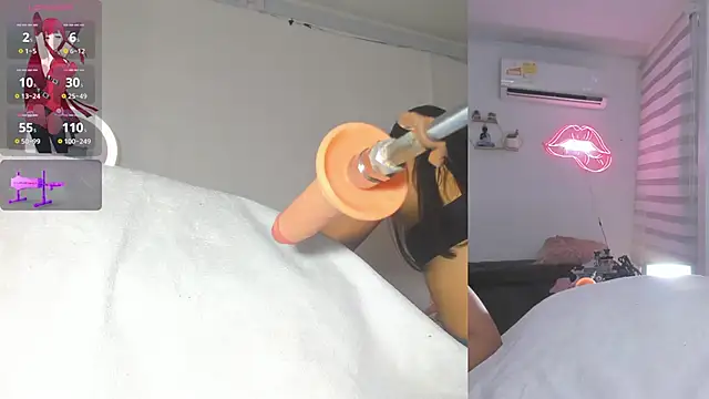 Snapshot of Bella_Donne_ chatting on 04/11/26, 05:27 Bella Donne online show from 04/11/26, 05:27