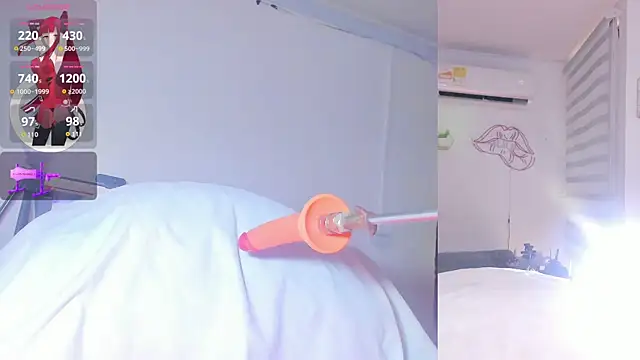 Snapshot of Bella_Donne_ chatting on 04/03/26, 05:08 Bella Donne online show from 04/03/26, 05:08