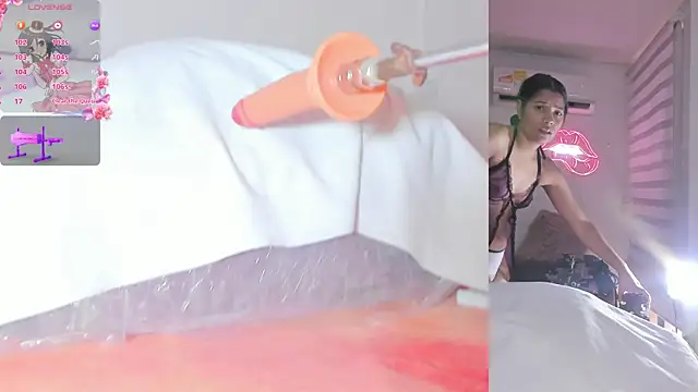 Snapshot of Bella_Donne_ chatting on 04/16/26, 05:03 Bella Donne online show from 04/16/26, 05:03