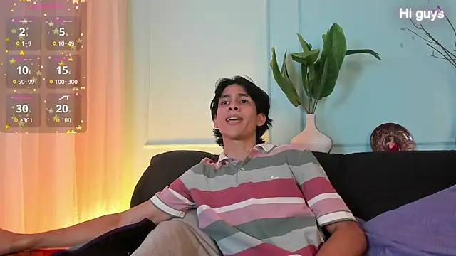 Snapshot of Cheys_Mast chatting on 04/09/26, 06:36 Cheys Mast online show from 04/09/26, 06:36