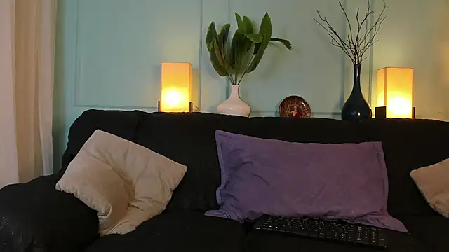 Snapshot of Cheys_Mast chatting on 04/08/26, 06:53 Cheys Mast online show from 04/08/26, 06:53