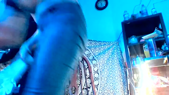 Snapshot of Ambionce chatting on 06/14/26, 01:35 Ambionce online show from 06/14/26, 01:35