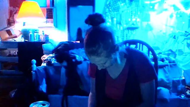 Snapshot of Ambionce chatting on 04/14/26, 02:38 Ambionce online show from 04/14/26, 02:38