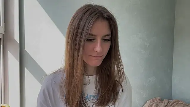 Moonstarisrares online show from 04/04/26, 08:54