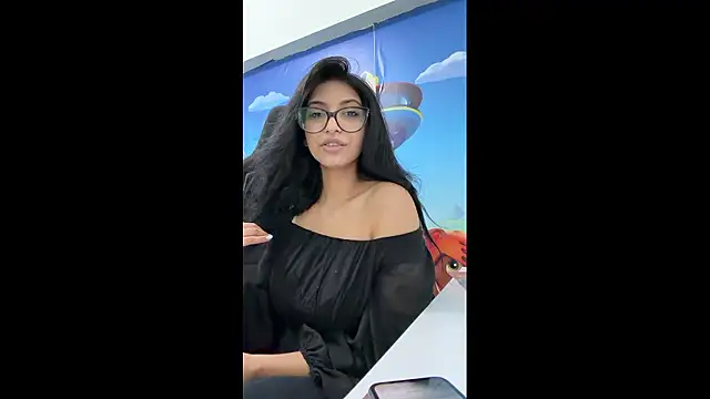 Snapshot of bebinna chatting on 03/15/26, 04:03 bebinna online show from 03/15/26, 04:03