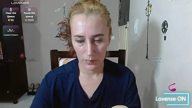 Snapshot of Mariam_wish chatting on 06/11/26, 06:16 Mariam wish online show from 06/11/26, 06:16