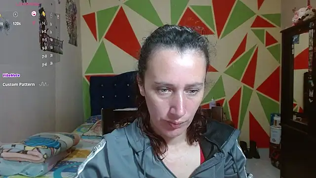 Snapshot of Mariam_wish chatting on 04/11/26, 04:43 Mariam wish online show from 04/11/26, 04:43