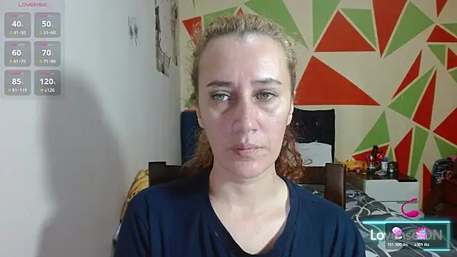 Snapshot of Mariam_wish chatting on 06/25/26, 04:34 Mariam wish online show from 06/25/26, 04:34