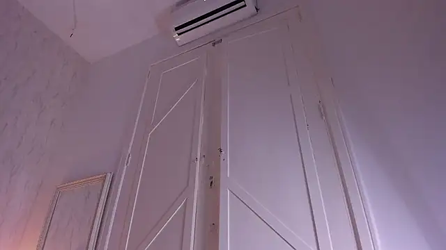 Snapshot of Lila_clark chatting on 03/17/26, 09:29 Lila clark online show from 03/17/26, 09:29