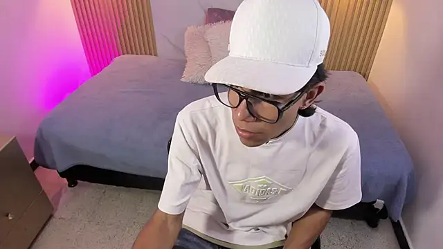 Im MatthewScott online show from 03/28/26, 07:59