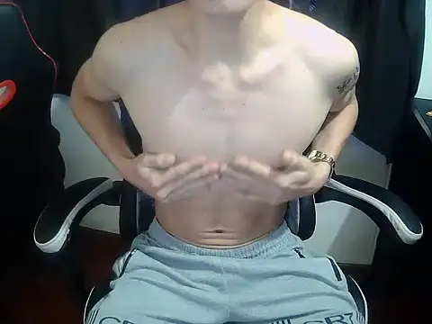 crixus11111 online show from 04/07/26, 05:42