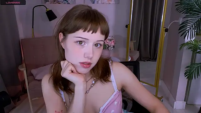 Jenny miu online show from 04/20/26, 01:45