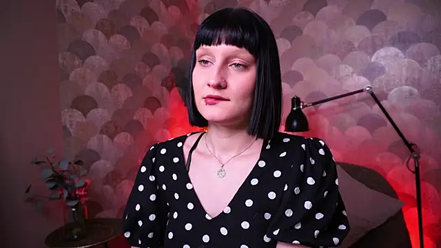 Velvet Lily online show from 04/07/26, 09:05