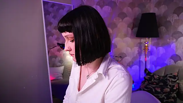 Velvet Lily online show from 03/29/26, 08:43